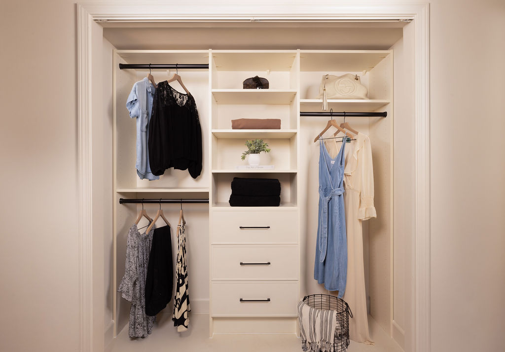 Copy of 2024 02 13Donington Closet antique white with black - Walk-In Closet Design for Charlotte-Area Homes